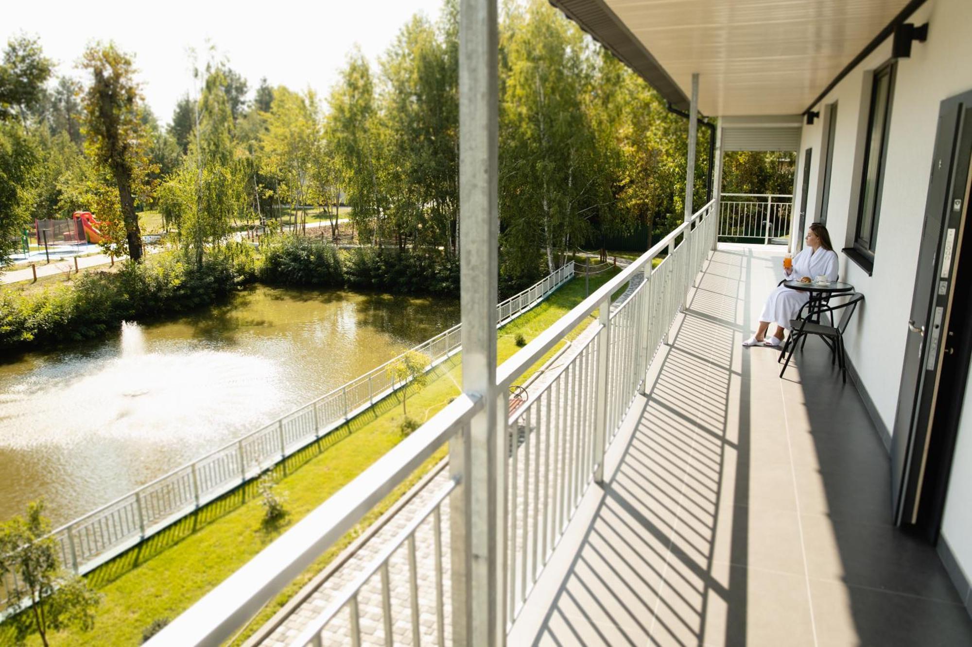 Nicolas Resort Club Kiev Luaran gambar